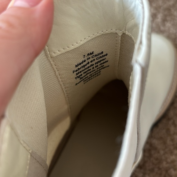 Open Edit Women's White Mya Lug Sole Chelsea Boot - Picture 5 of 6